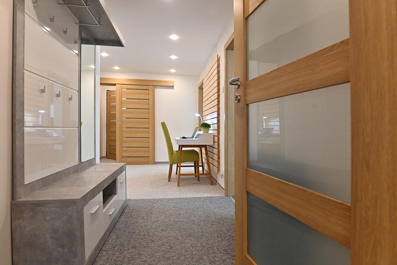 Apartmán 5FIVE Prešov Exterior foto